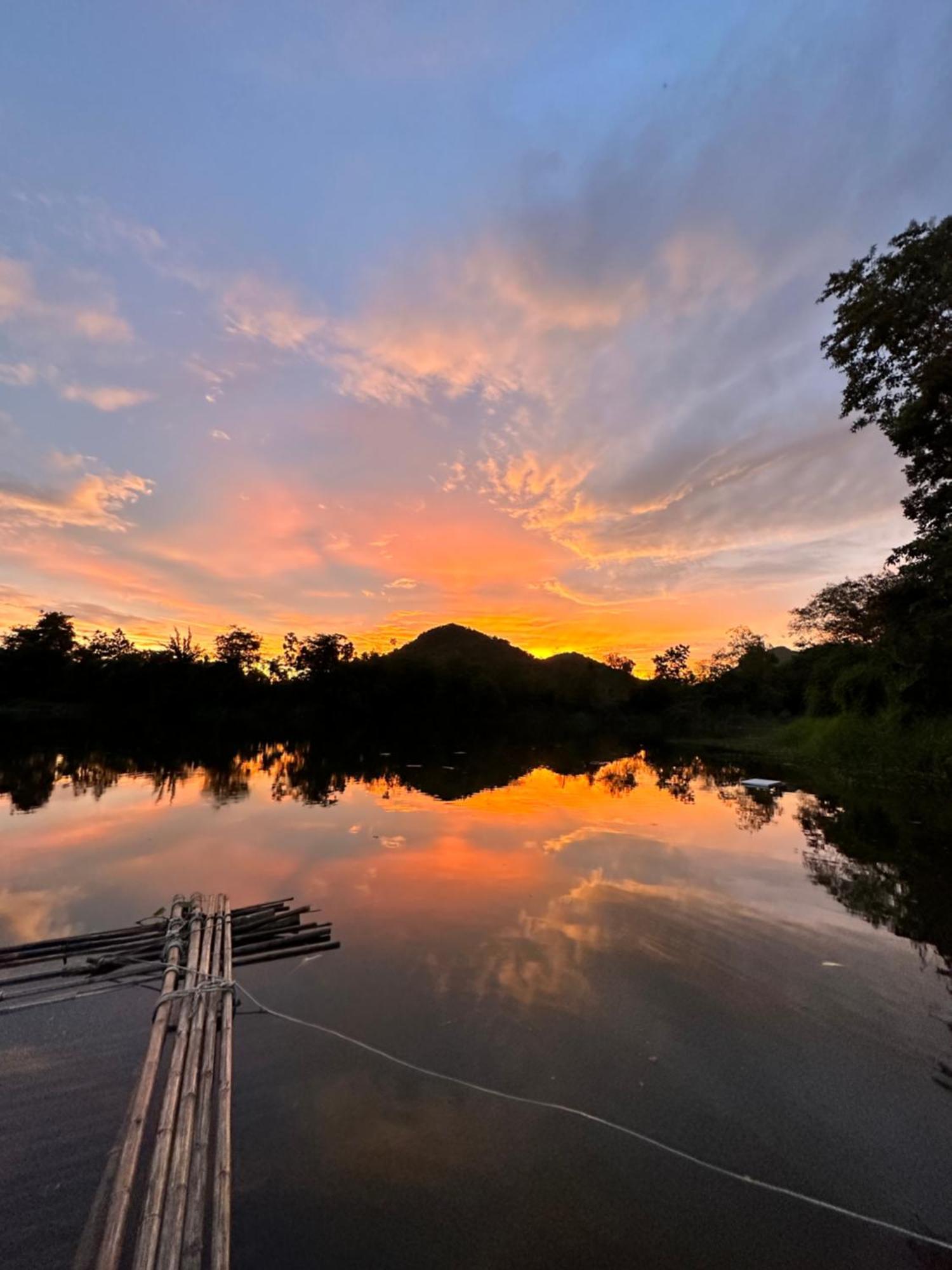 فيلا Royal Mountain View Ratchaburi المظهر الخارجي الصورة